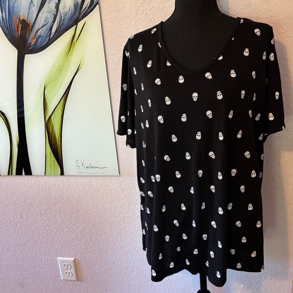 Women’s skull shirt size 3X - Picture 1 of 5